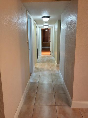 780 NE 199TH Street 101E, Miami, FL 33179