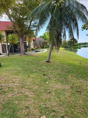 780 NE 199TH Street 101E, Miami, FL 33179