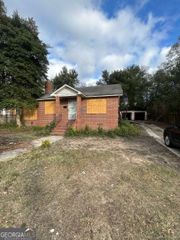 1568 Burton Avenue, Macon, GA 31204