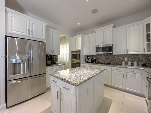 9709 Blue Isle Bay, Parkland, FL 33076