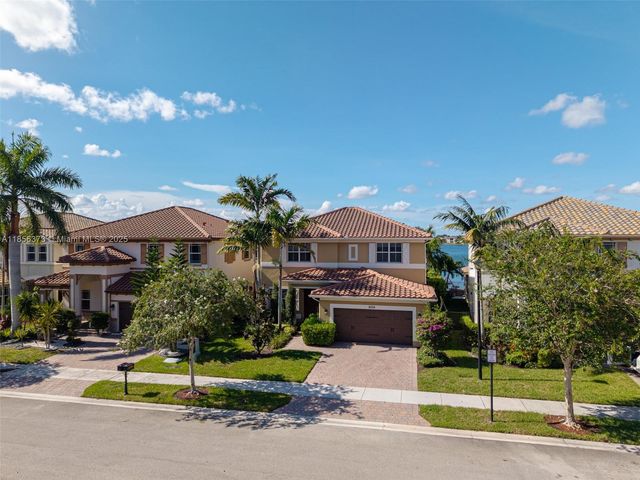 9709 Blue Isle Bay, Parkland, FL 33076