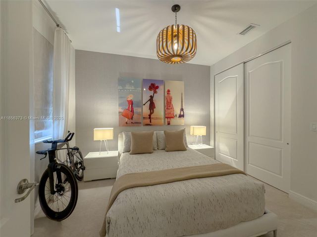 9709 Blue Isle Bay, Parkland, FL 33076