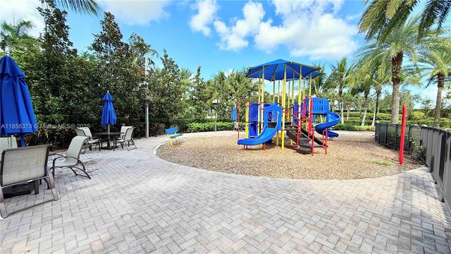 9709 Blue Isle Bay, Parkland, FL 33076