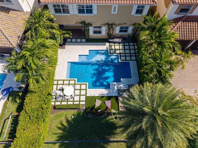 9709 Blue Isle Bay, Parkland, FL 33076