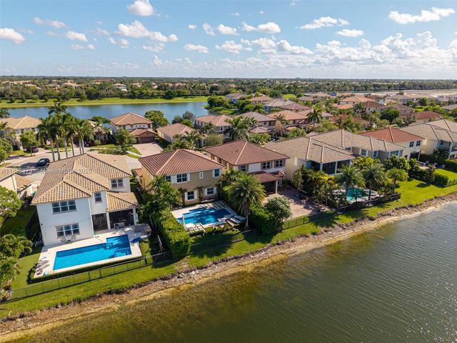 9709 Blue Isle Bay, Parkland, FL 33076