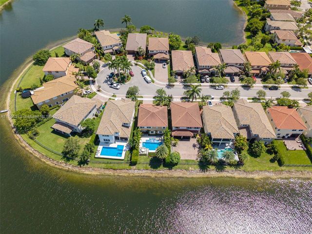 9709 Blue Isle Bay, Parkland, FL 33076