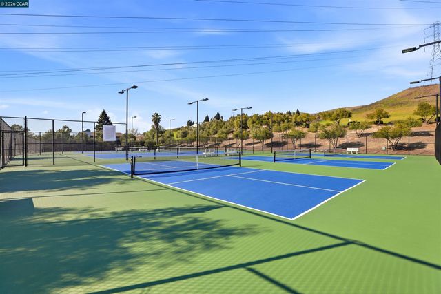 803 Buckingham Pl, Danville, CA 94506