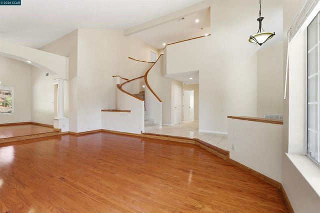 803 Buckingham Pl, Danville, CA 94506