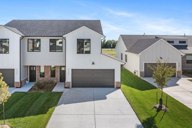 2221 N 159th Ct E, Wichita, KS 67228