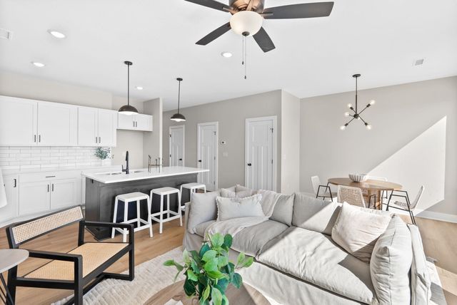 2221 N 159th Ct E, Wichita, KS 67228