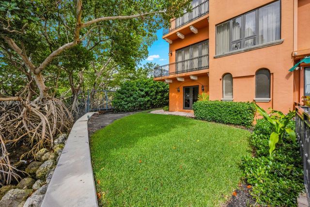 3471 Main Hwy 619, Miami, FL 33133