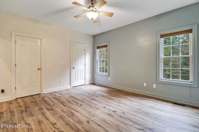 613 Westchester Drive, Crossville, TN 38558