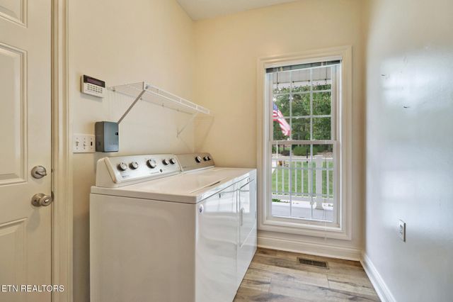 613 Westchester Drive, Crossville, TN 38558