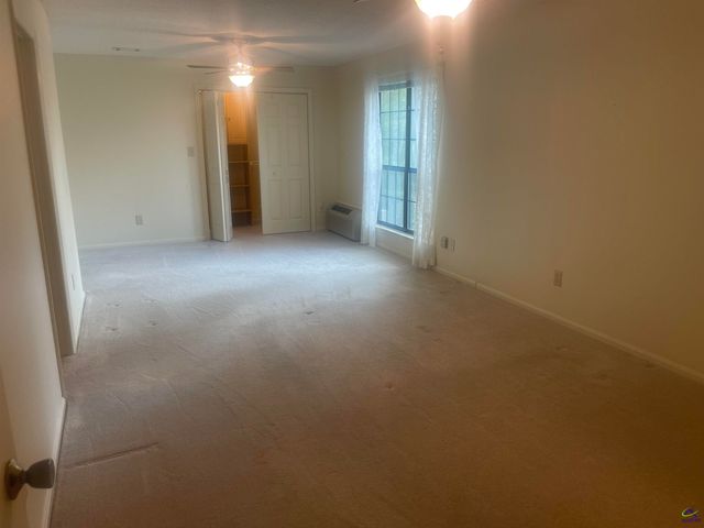 107 Sleepy Lane, Warner Robins, GA 31088