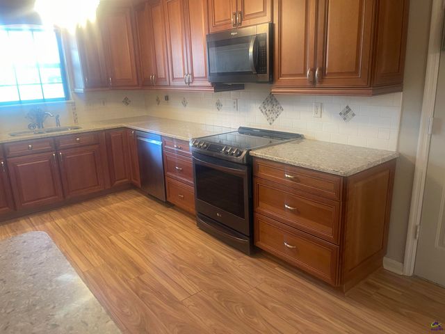 107 Sleepy Lane, Warner Robins, GA 31088