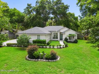 1252 GOVERNORS CREEK Drive, Green Cove Springs, FL 32043