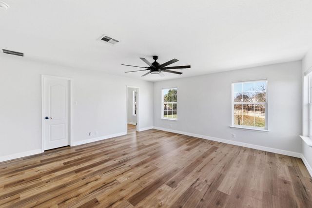 141 Olson CV, Kyle, TX 78640