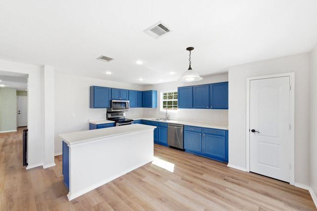 141 Olson CV, Kyle, TX 78640