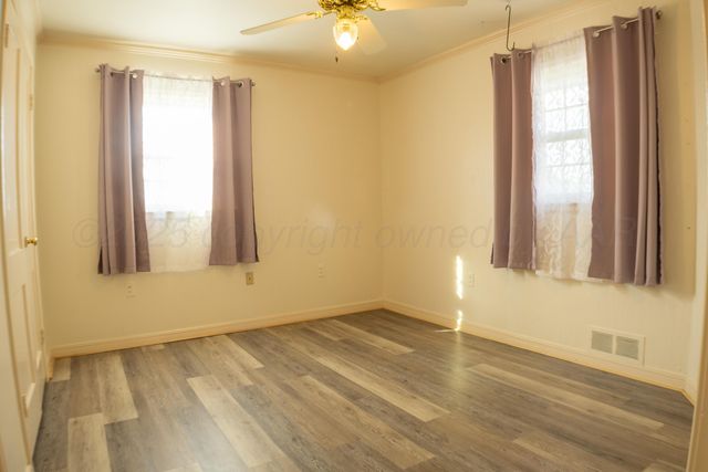 307 E Linda Drive, Pampa, TX 79065