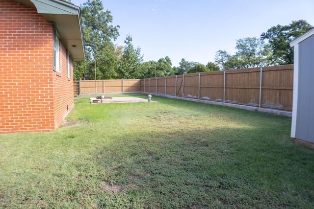 307 E Linda Drive, Pampa, TX 79065