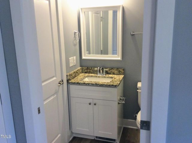 8 Elaine Circle, Durham, NC 27703