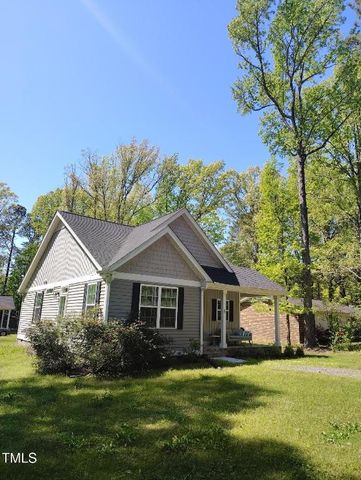 8 Elaine Circle, Durham, NC 27703