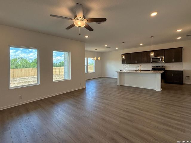 13811 Birch View, San Antonio, TX 78252