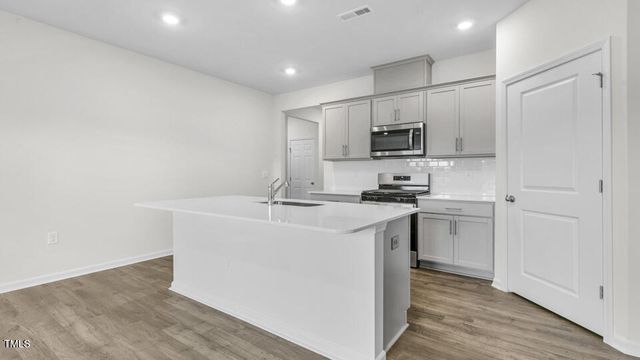 841 Comice Pear Way, Willow Springs, NC 27592