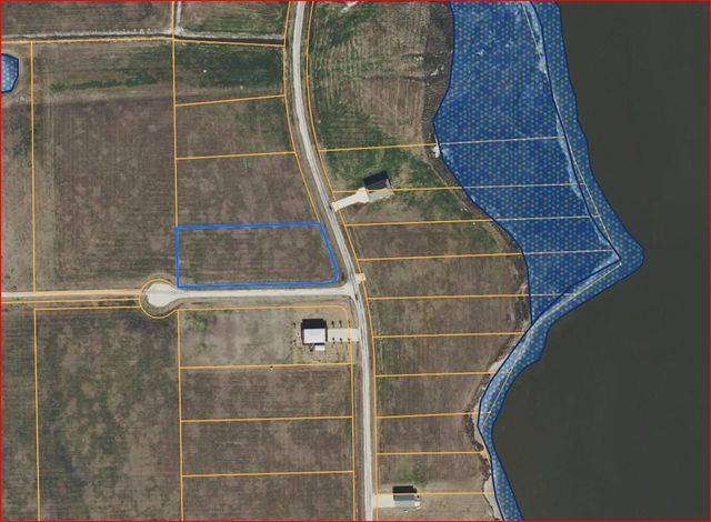 71 Bay Drive, Palacios, TX 77465