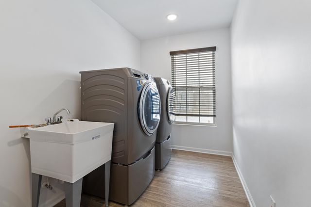 7485 Clark Street, Merrillville, IN 46410