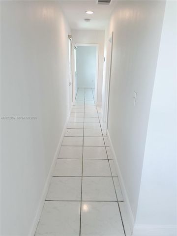 325 W 60th St 0, Hialeah, FL 33012