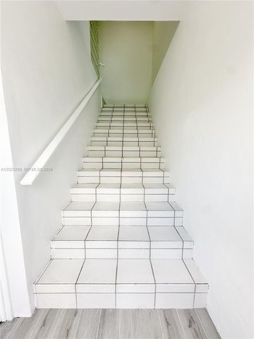 325 W 60th St 0, Hialeah, FL 33012