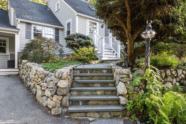 123 Bedford Road, Lincoln, MA 01773