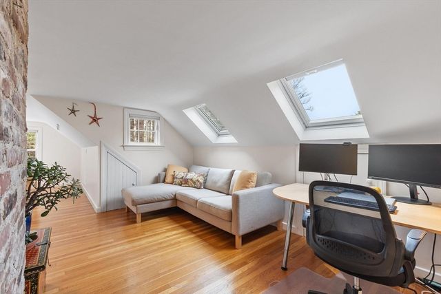 123 Bedford Road, Lincoln, MA 01773