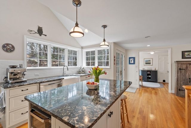 123 Bedford Road, Lincoln, MA 01773