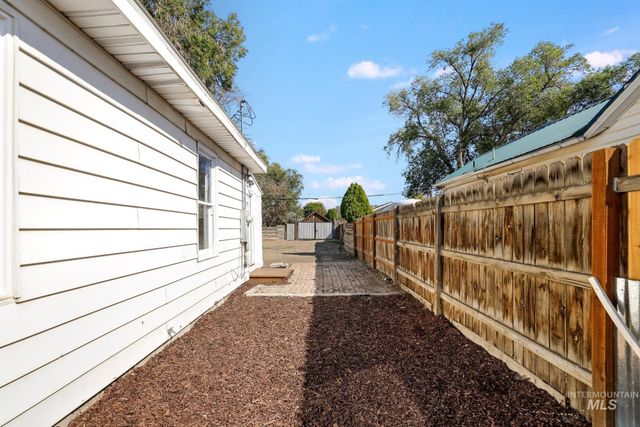 150 Adams St, Twin Falls, ID 83301