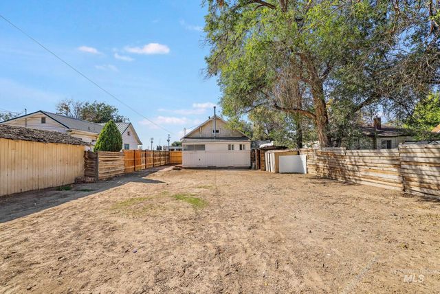 150 Adams St, Twin Falls, ID 83301