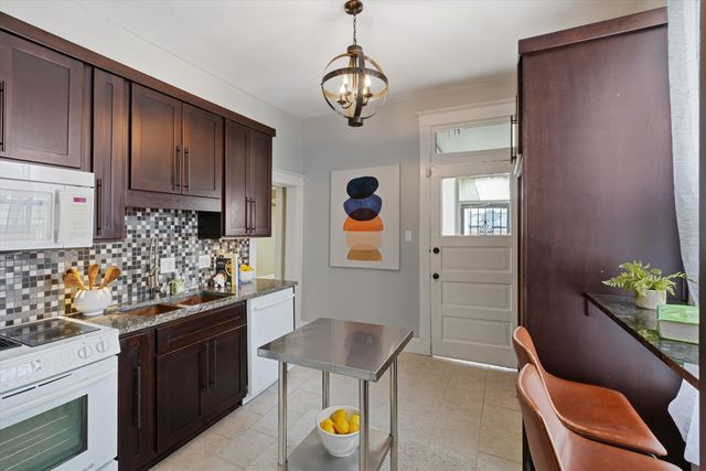 521 SUMMITT ST, Memphis, TN 38104