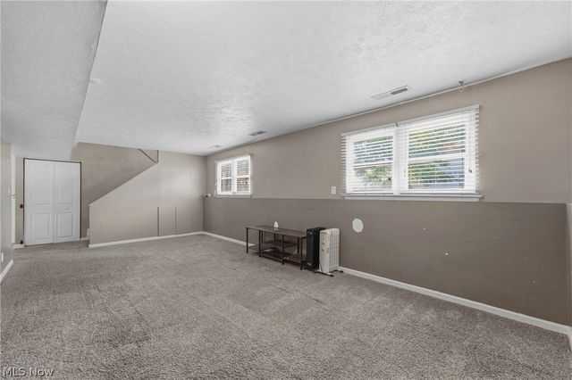 300 27th Street NW, Massillon, OH 44647