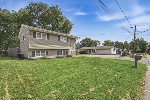 300 27th Street NW, Massillon, OH 44647