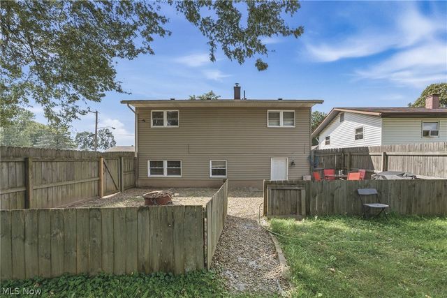 300 27th Street NW, Massillon, OH 44647