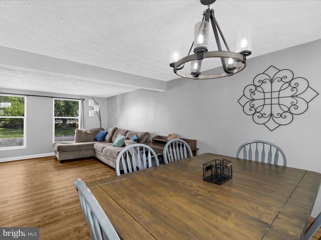 2921 CRYSTAL PALACE LN, Pasadena, MD 21122