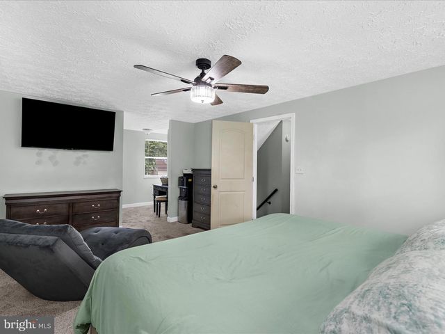 2921 CRYSTAL PALACE LN, Pasadena, MD 21122