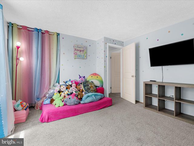 2921 CRYSTAL PALACE LN, Pasadena, MD 21122