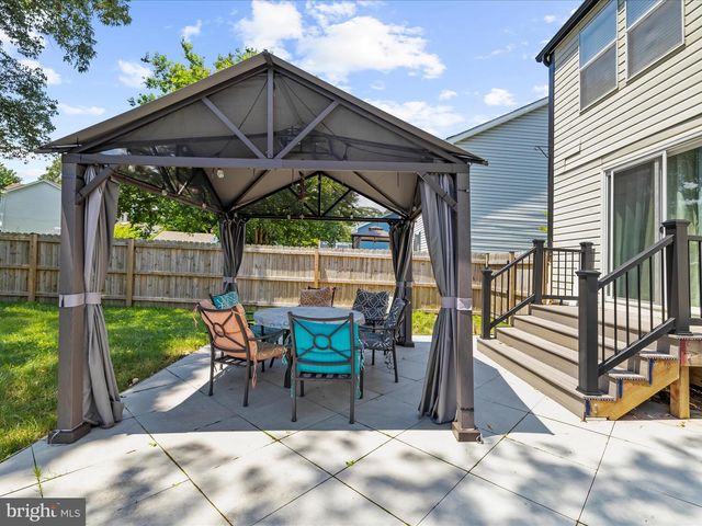 2921 CRYSTAL PALACE LN, Pasadena, MD 21122