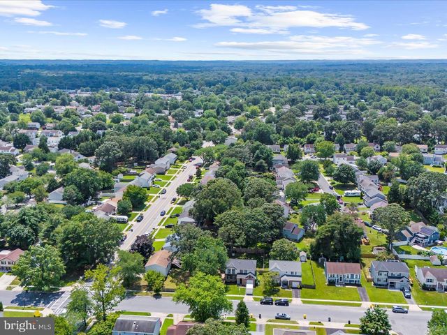 2921 CRYSTAL PALACE LN, Pasadena, MD 21122