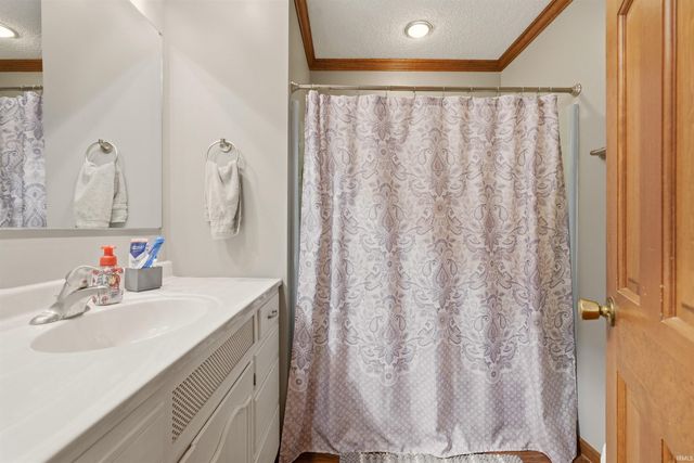 10496 N 200 W Road, Decatur, IN 46733
