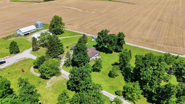 10496 N 200 W Road, Decatur, IN 46733