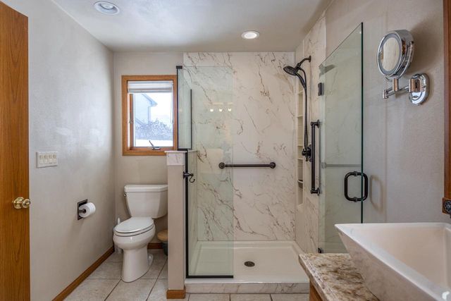 527 APPLEWOOD DRIVE, Kimberly, WI 54136