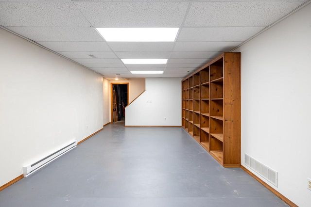 527 APPLEWOOD DRIVE, Kimberly, WI 54136